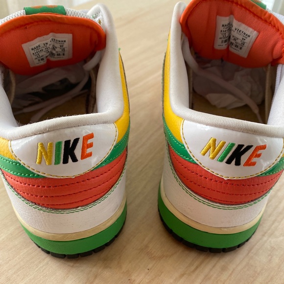 SOLD Nike SB Dunk Low 6.0 “Rasta” - US 11 - Picture 5 of 9